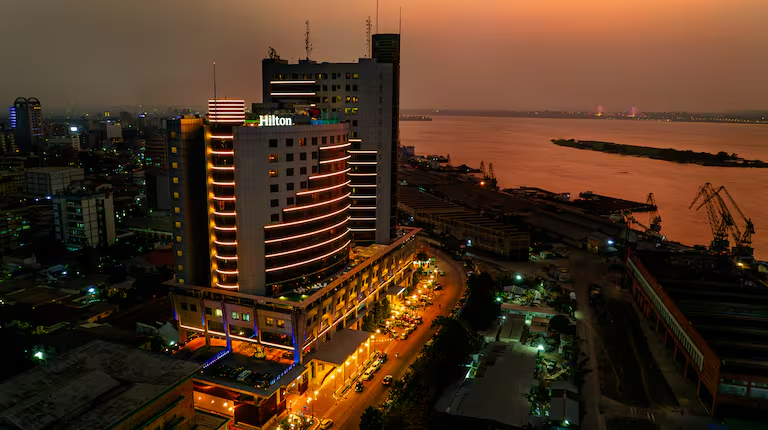 HILTON KINSHASA (Grande Salle Ballroom)