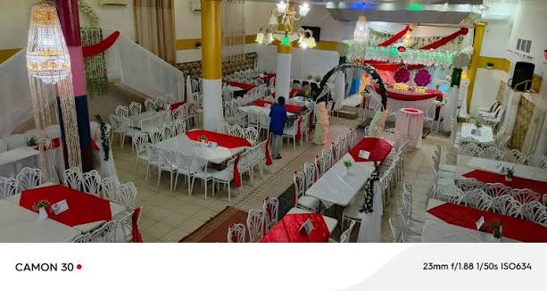 SALLE DE FETE EBEN EZER MATADI